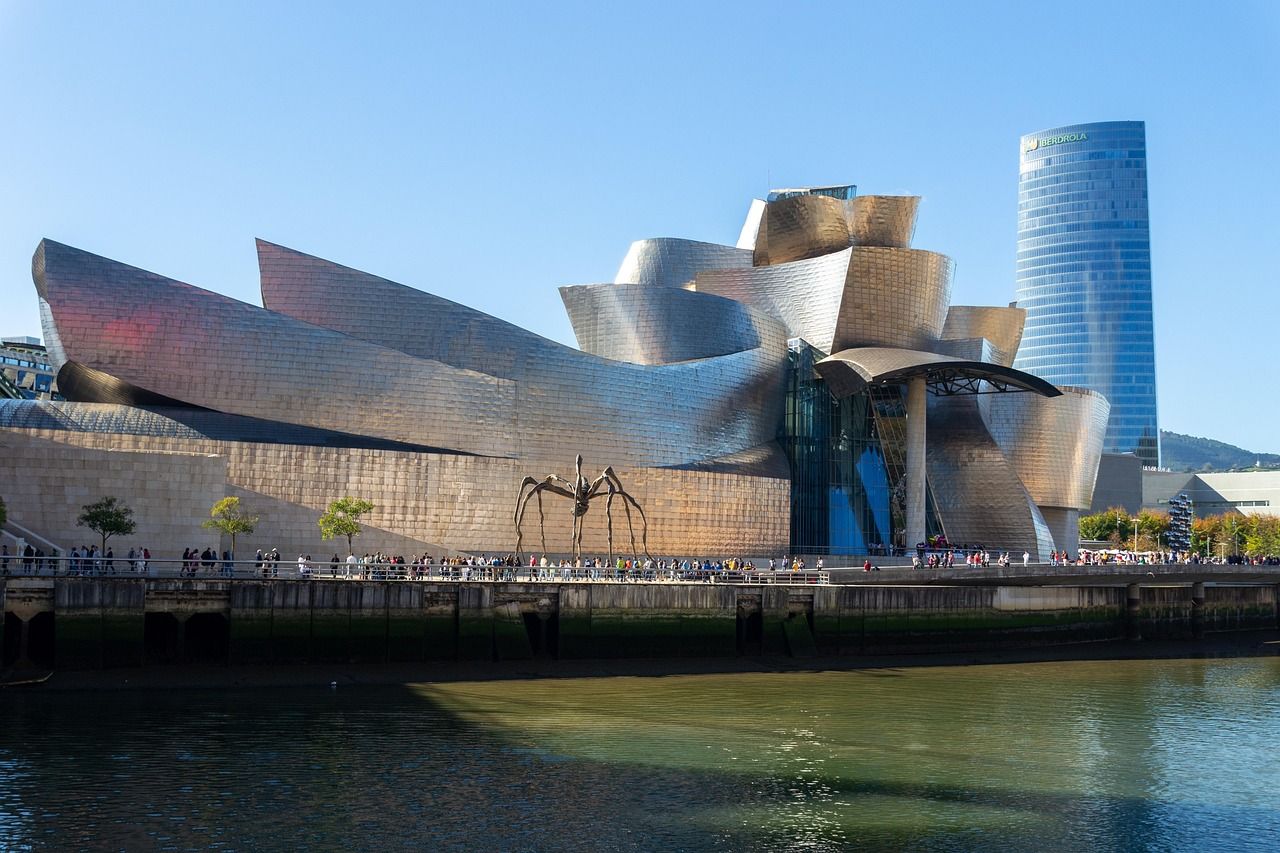 Bilbao_-_Guggenheim_2_OK.jpeg.jpg