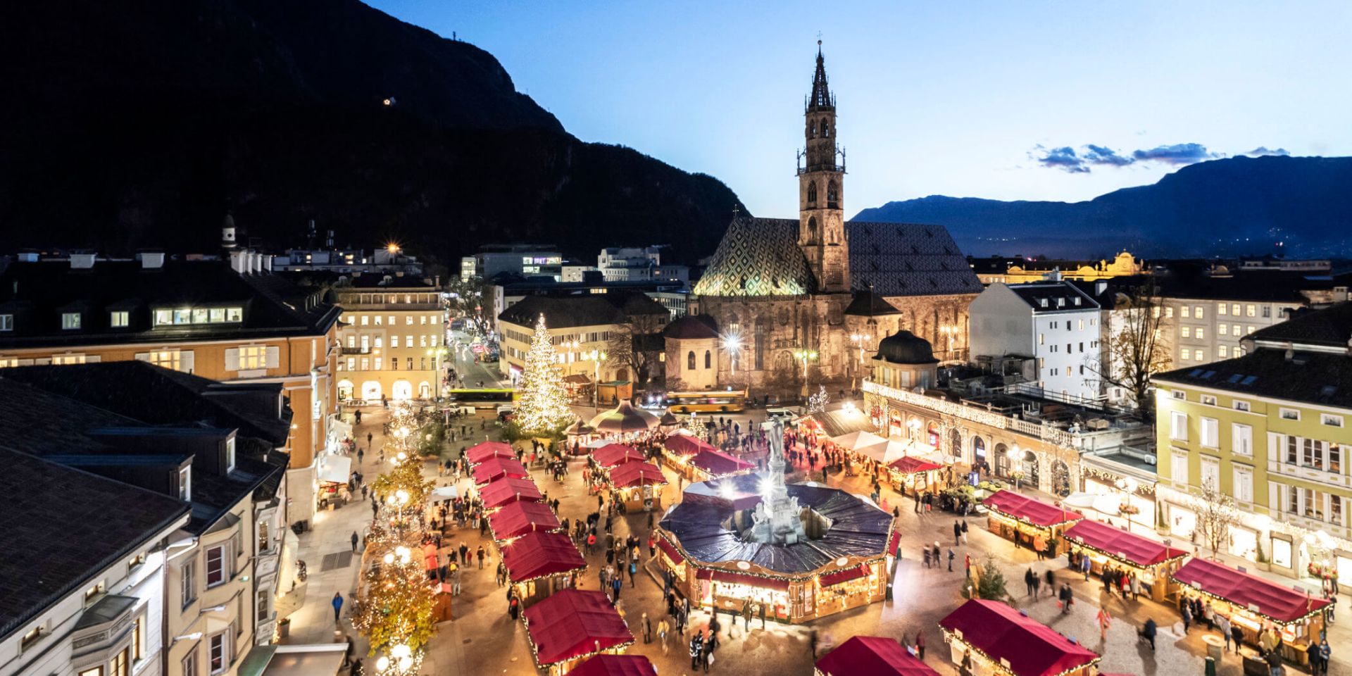 Bolzano_mercatini_di_Natale_4.jpg
