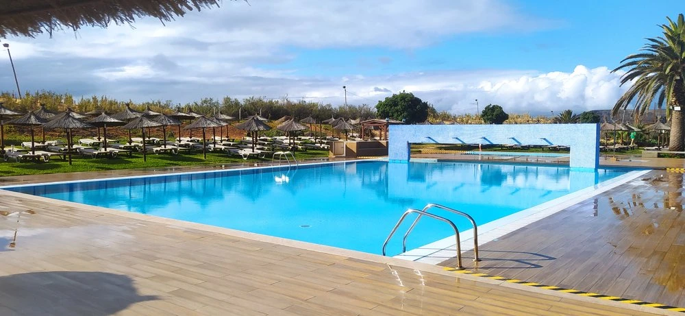 Futura_Club_Vila_Baleira_Portogallo-Porto-Santo_05