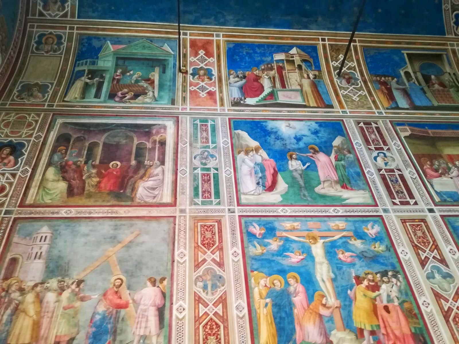 Padova_-_Cappella_Scrovegni_3_OK.jpeg